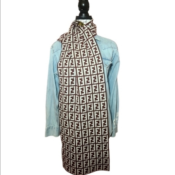 🏅FENDI Zucca Wool Scarf🍭GIFT🎵TRENDING - Picture 8 of 9